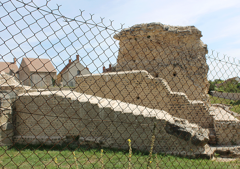 Cette image a un attribut alt vide ; le nom du fichier est thedrev.png